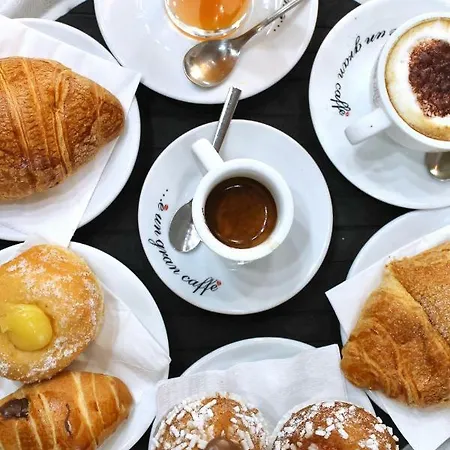 Brakko 45 Gasthuis Napels